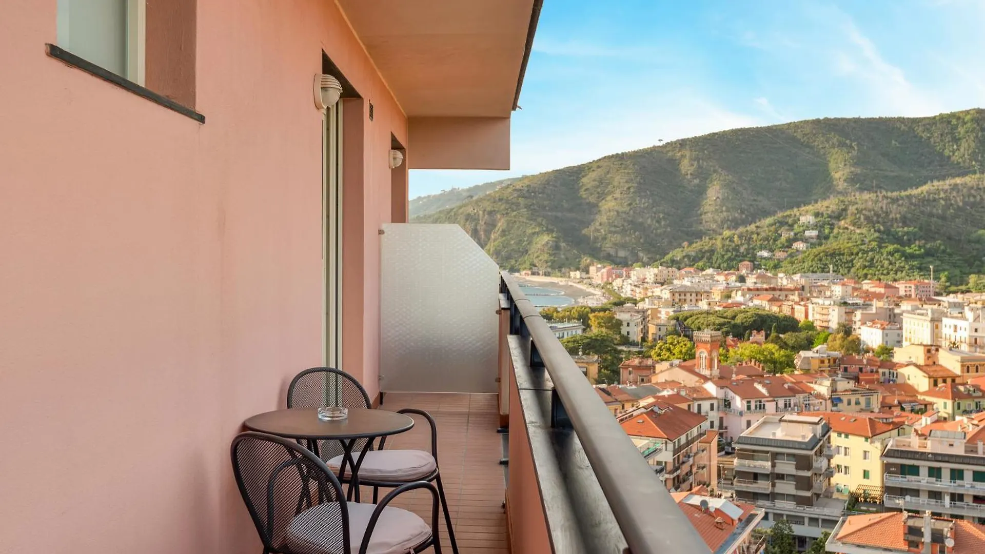 Hotel Vis A Vis Sestri Levante